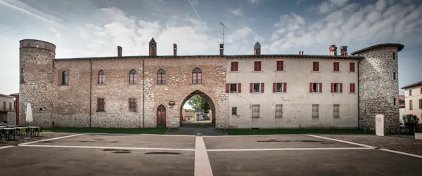 CASTELLO OLDOFREDI