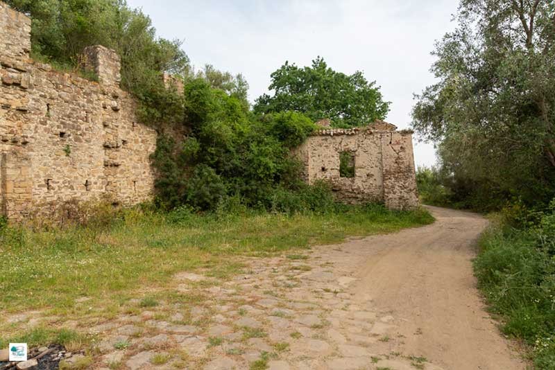 VILLAGGIO ABBANDONATO DI TRESINO