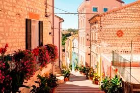 LA COSTARELLA
