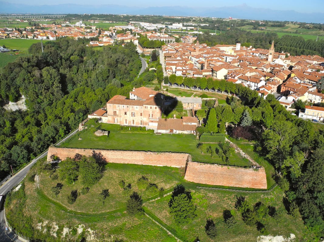 CASTELLO DEI CONTI COSTA CASTELLO DEI CONTI COSTA