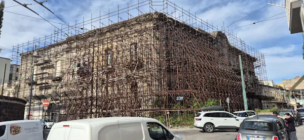 VILLA PIGNATELLI DI MONTECALVO