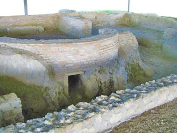 ZONA ARCHEOLOGICA TERME DELLA VALLE DEL BACCANO I Luoghi del Cuore FAI
