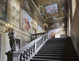 PALAZZO E GIARDINI MORONI