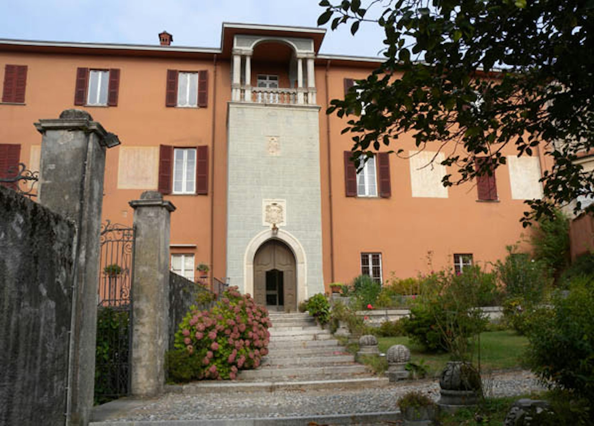 PALAZZO VESCOVILE I Luoghi del Cuore FAI