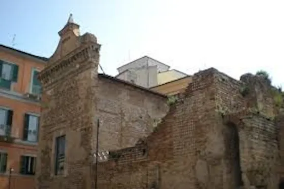 PERCORSO ROMANO: TERME, TEMPIETTI, TEATRO