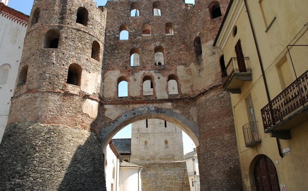 PORTA SAVOIA O DEL PARADISO