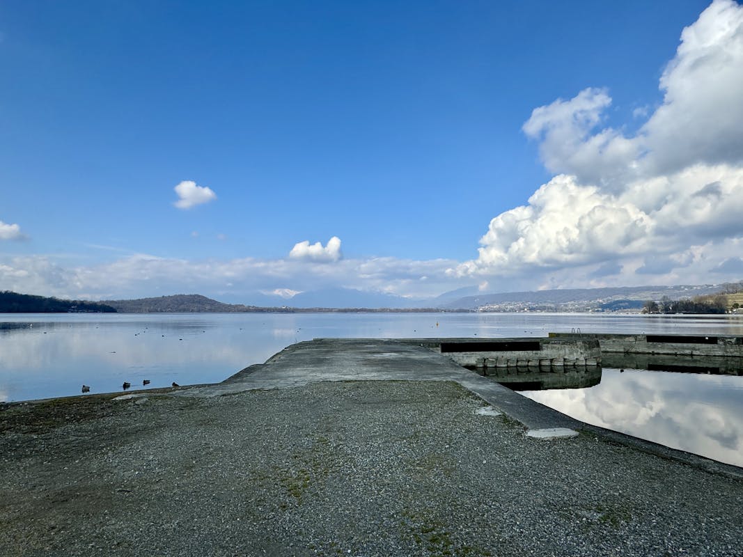 LAGO DI VIVERONE LAGO DI VIVERONE