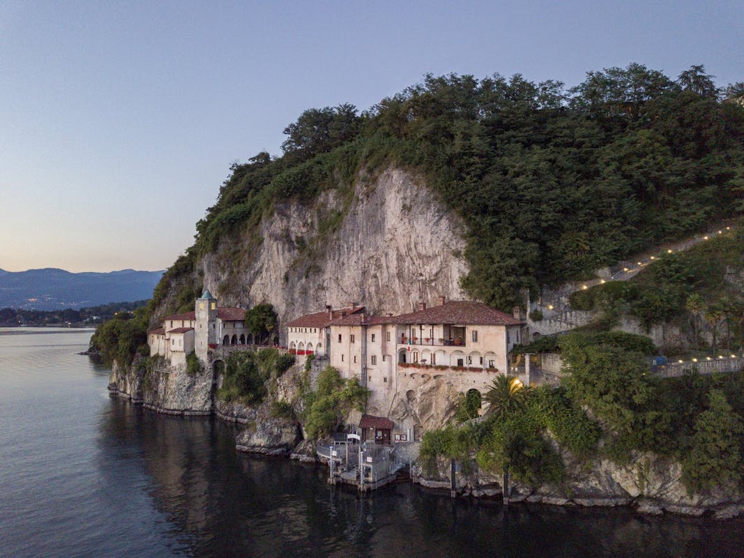 EREMO DI SANTA CATERINA DEL SASSO EREMO DI SANTA CATERINA DEL SASSO