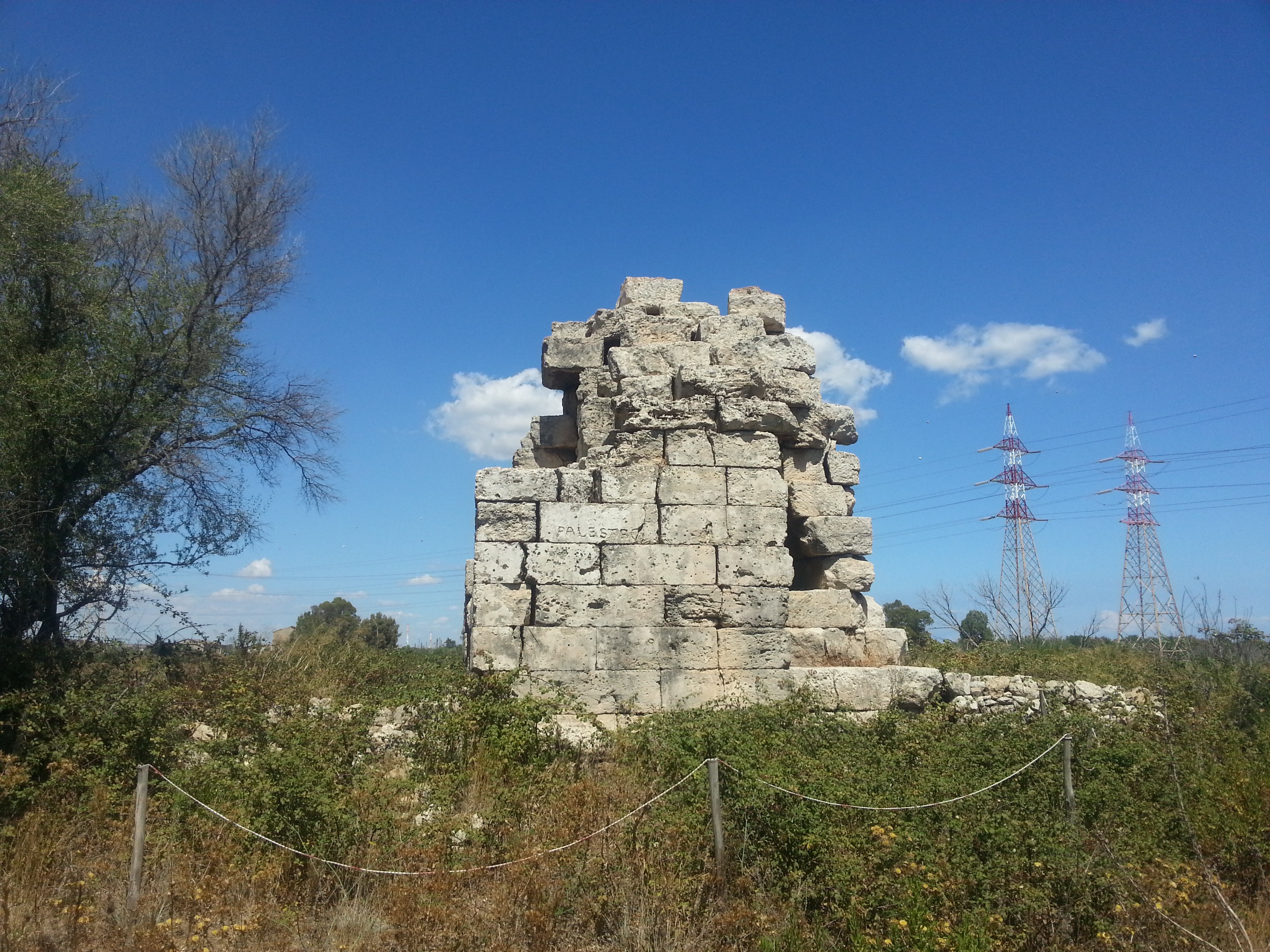 GUGLIA DI MARCELLO SENTIERO NATURA SALINE DI PRIOLO
