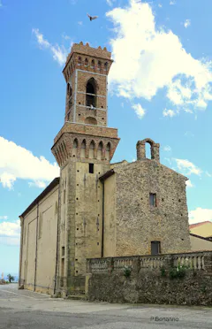 IL CAMPANILE DELLA CHIESA DEL CARMINE