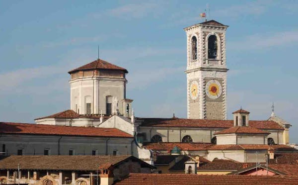 TORRE CIVICA