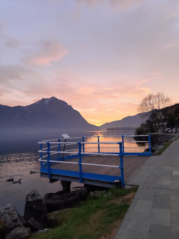 LUNGOLAGO DEL LAGO D' ISEO LUNGOLAGO DEL LAGO D' ISEO