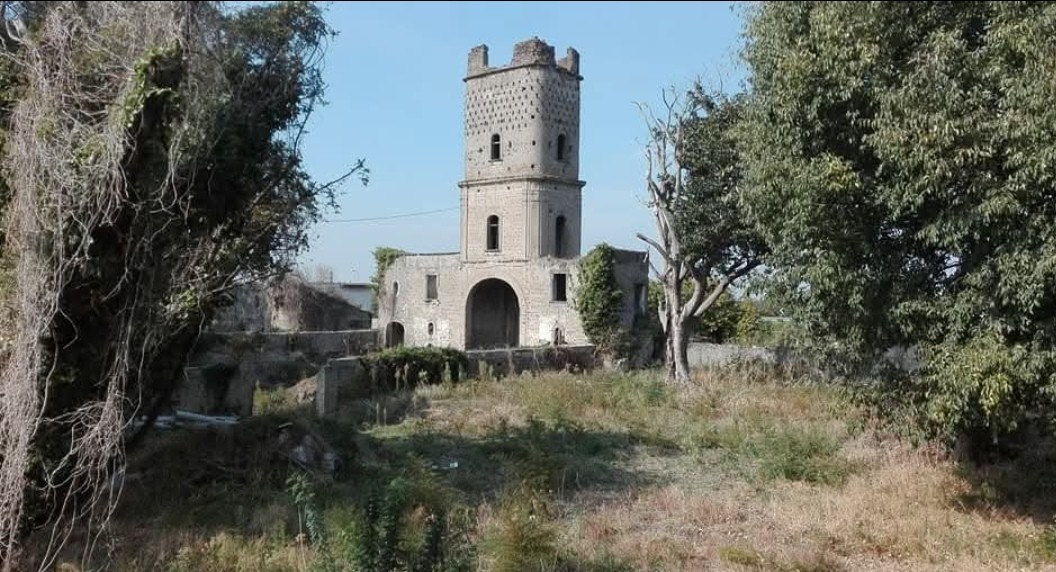 PALAZZO DEI MARCHESI DELLA MARRA QUINTO