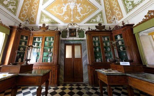 ANTICA SPEZIERIA DELLA CERTOSA DI CALCI