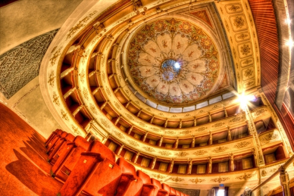 TEATRO COMUNALE LUCA RONCONI