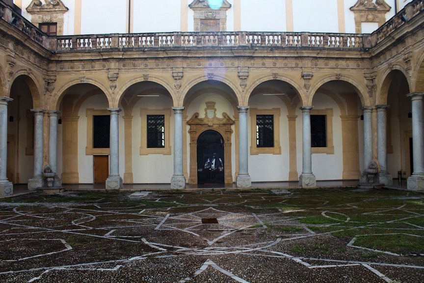 BIBLIOTECA COMUNALE DI CASA PROFESSA "LEONARDO SCIASCIA"