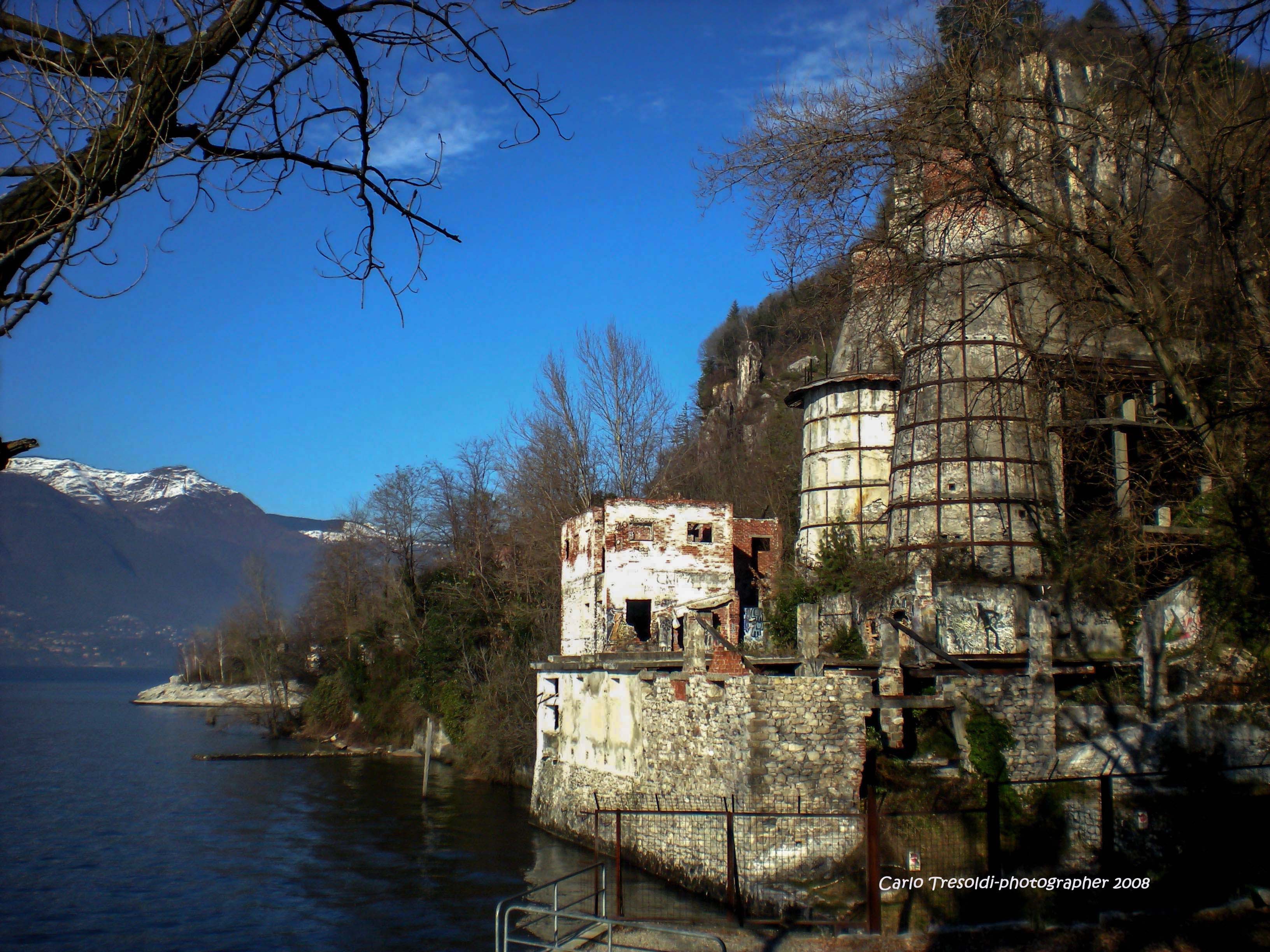 CASTEL VECCANA