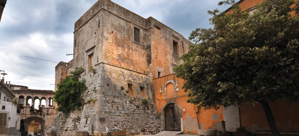 CASTELLO NORMANNO ARAGONESE
