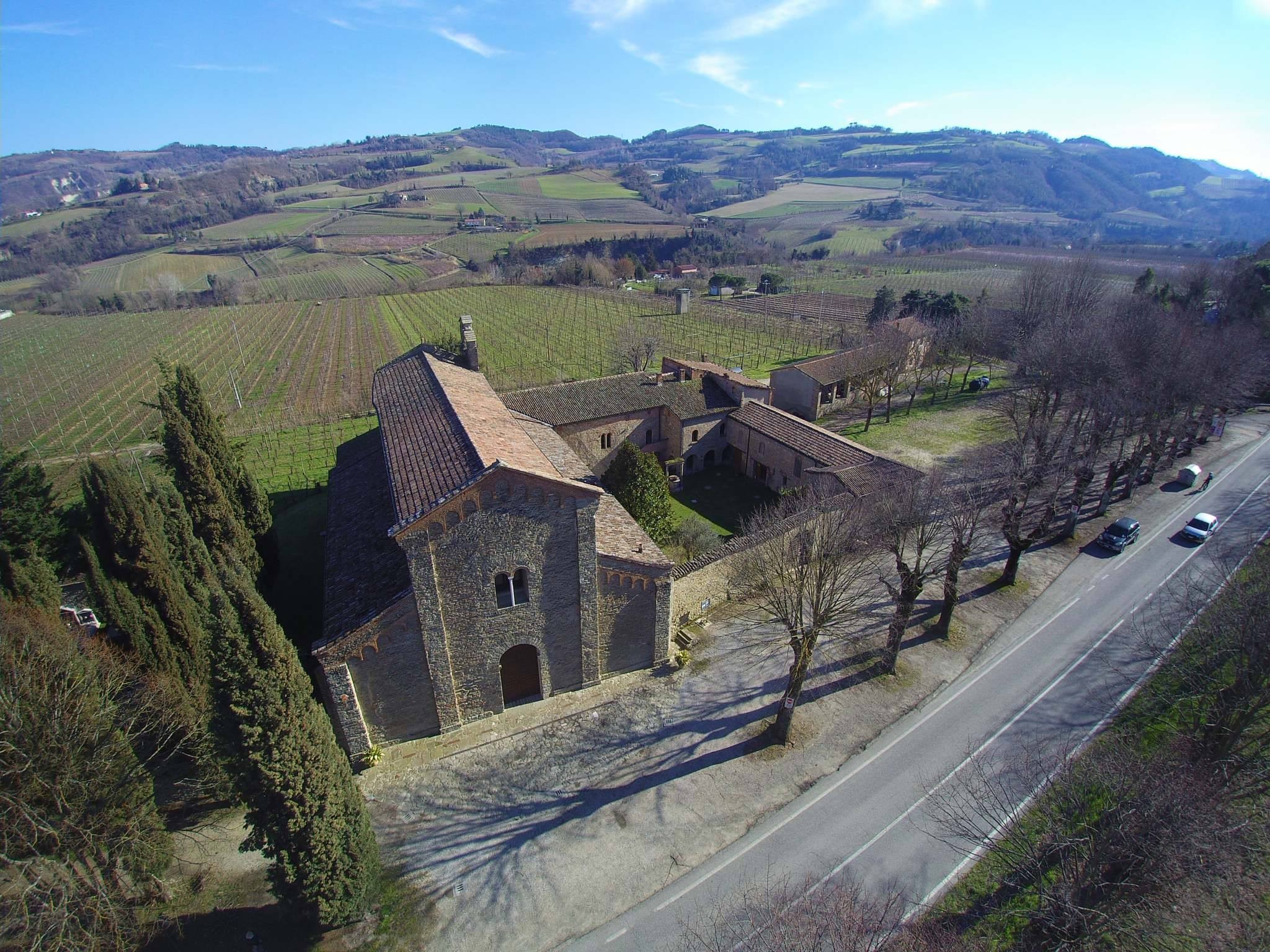 ABBAZIA DI VALSENIO