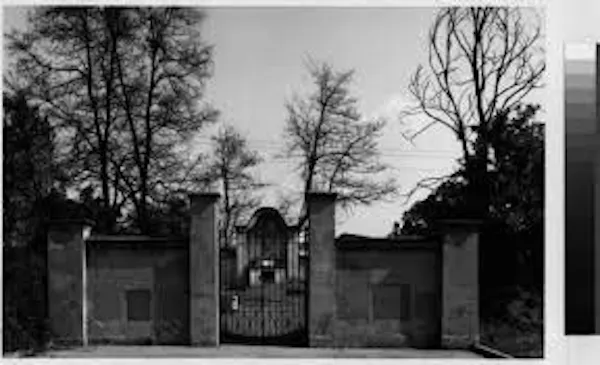 ANTICO CIMITERO DELLA FRAZIONE DI QUINTO DE' STAMPI